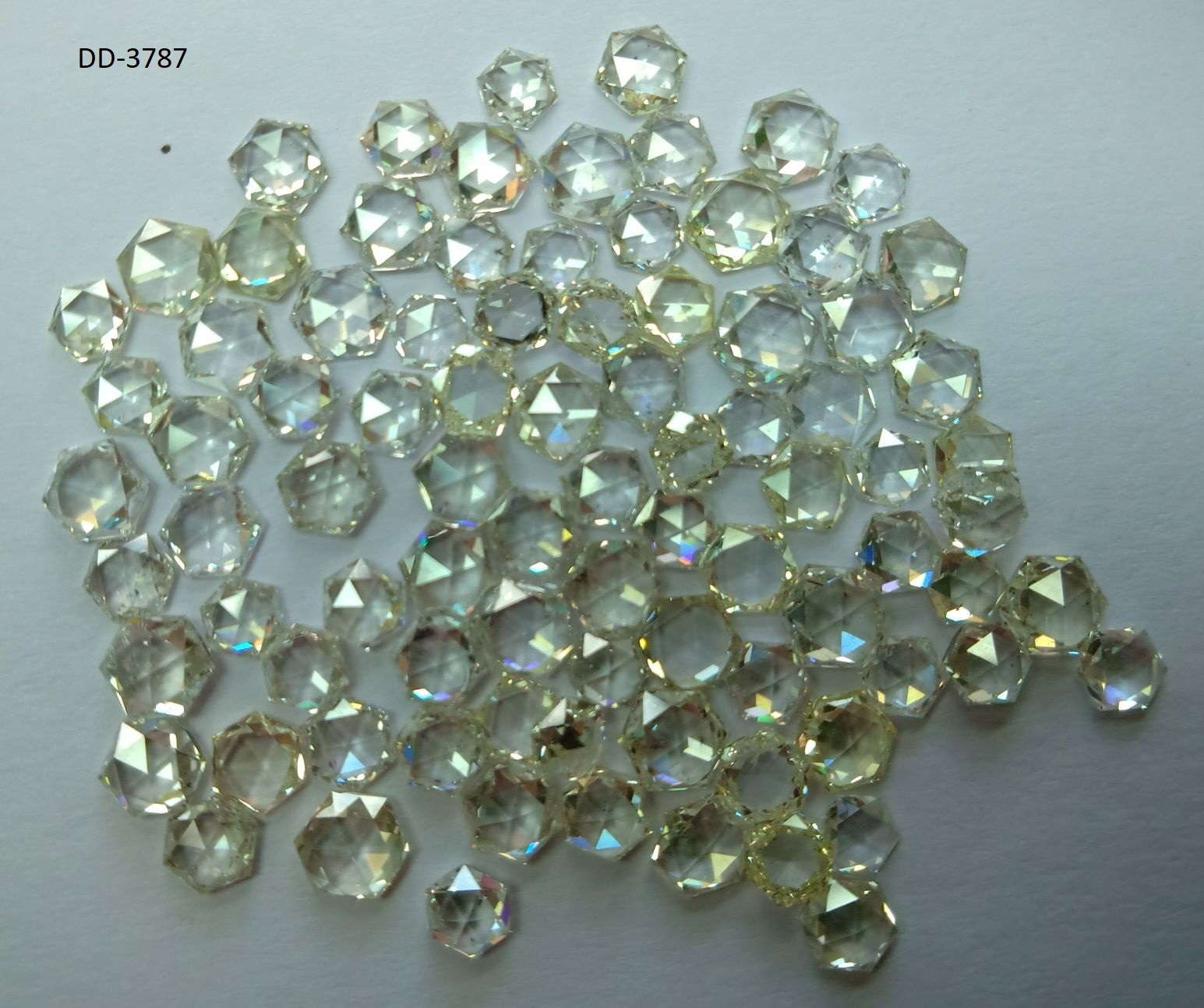 Rose Cut Diamond Carat: 10 Carat