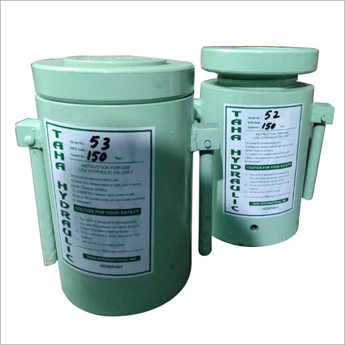 Hydraulic Jack With Screwed Ram And Safety Lock Nut Application: Power Plant