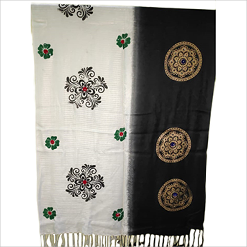 Available In Different Color Ladies Woolen Printed Shawl