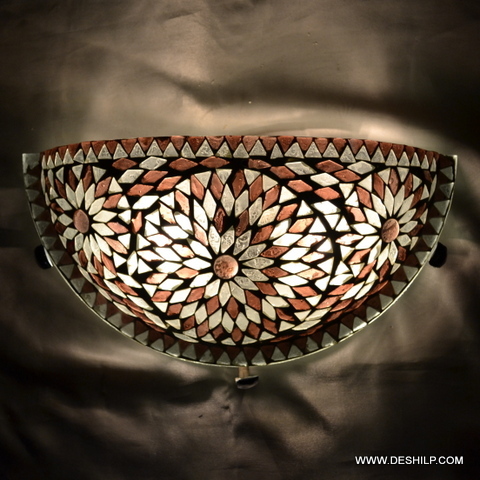 नारंगी और सफेद सजावटी ग्लास मोज़ेक अप-लाइटर