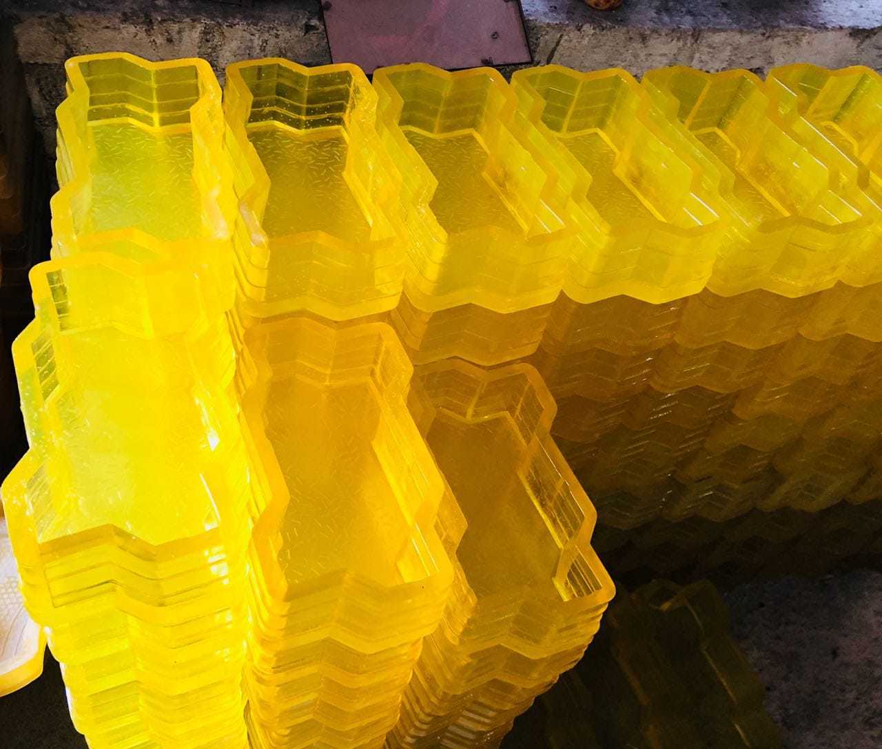 Zigzag Paver Mould Cavity: 1