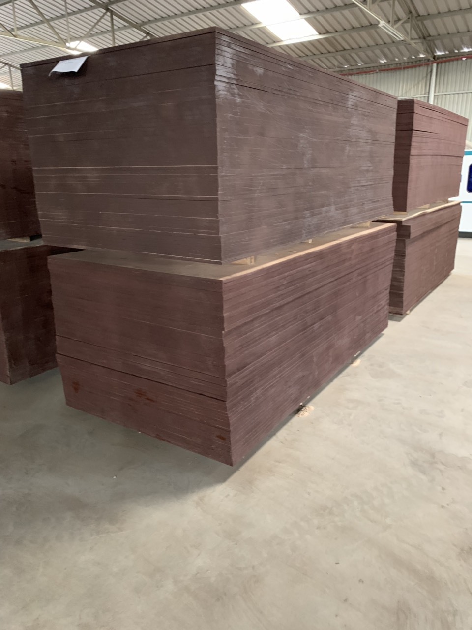 Commercial Film Faced Plywood Core Material: Harwood