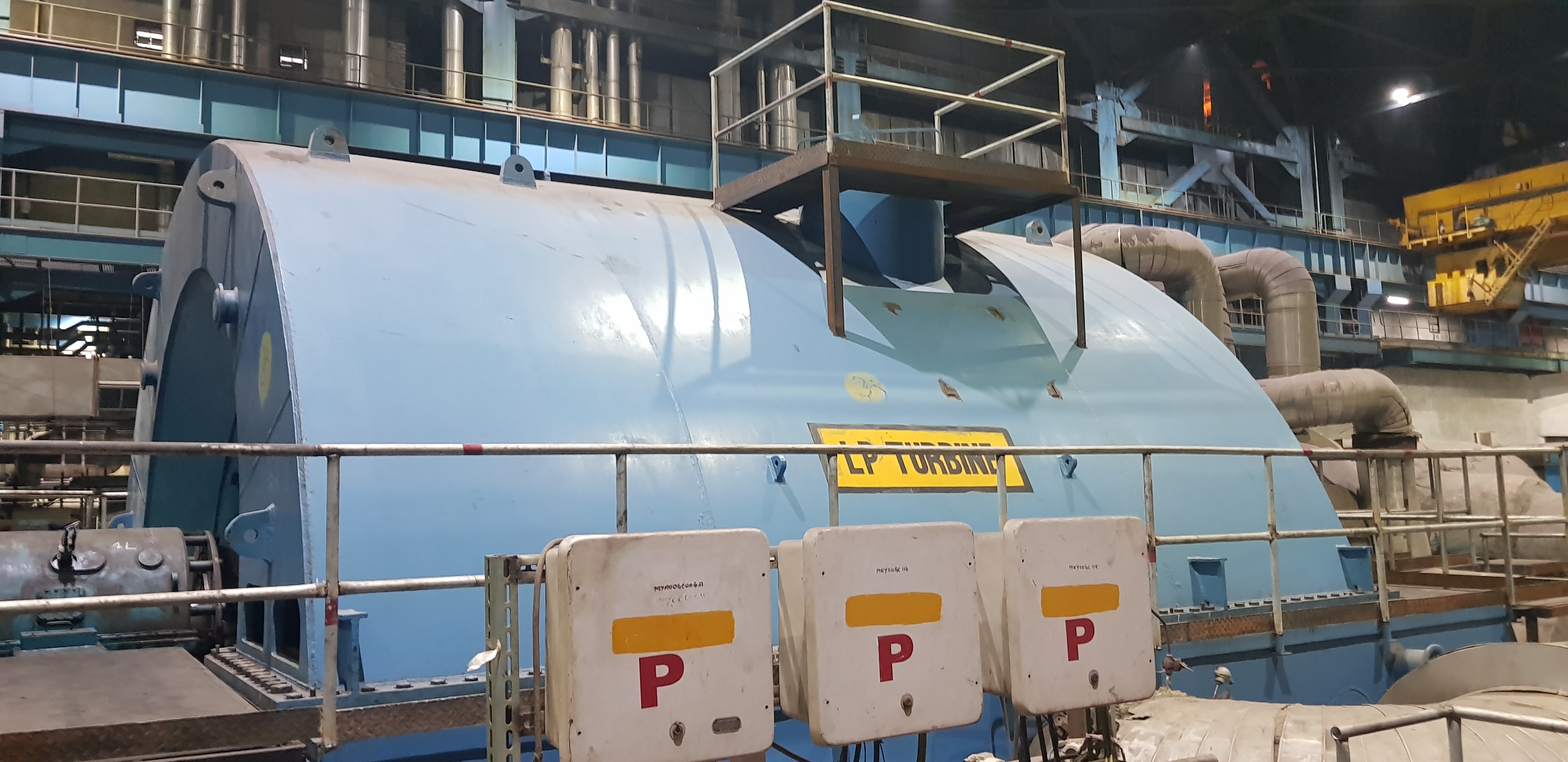 Online Condenser Helium Leak Testing