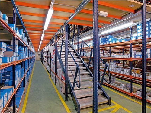 Heavy Duty Racking System Capacity: 500-2000 Kg/Hr