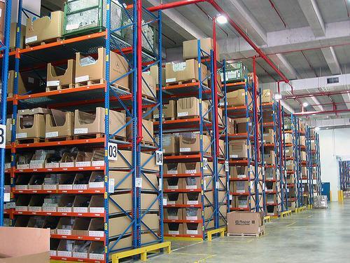 Blue Selective Pallet Racks