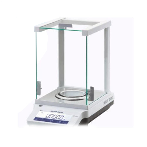 White Commercial Weighing Scale