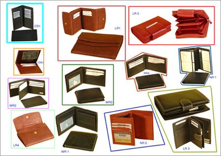 वॉलेट्स