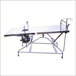 Head Low-up Labour Table