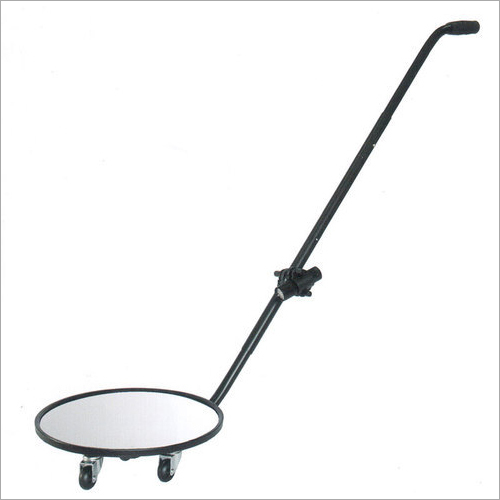 गाड़ी के नीचे खोजने का दर्पण