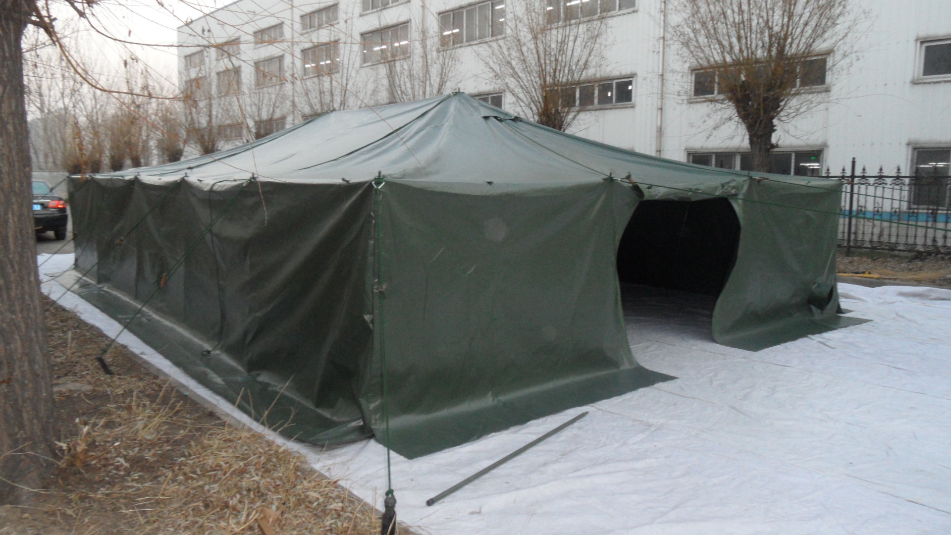 Kuwait Army Used Pvc Commander Tent - 100% Waterproof, Fire-proof Pvc Fabric, 6x12 Meters, Military Olive Green | Durable, Portable Shelter For Emergency Response And Military Use