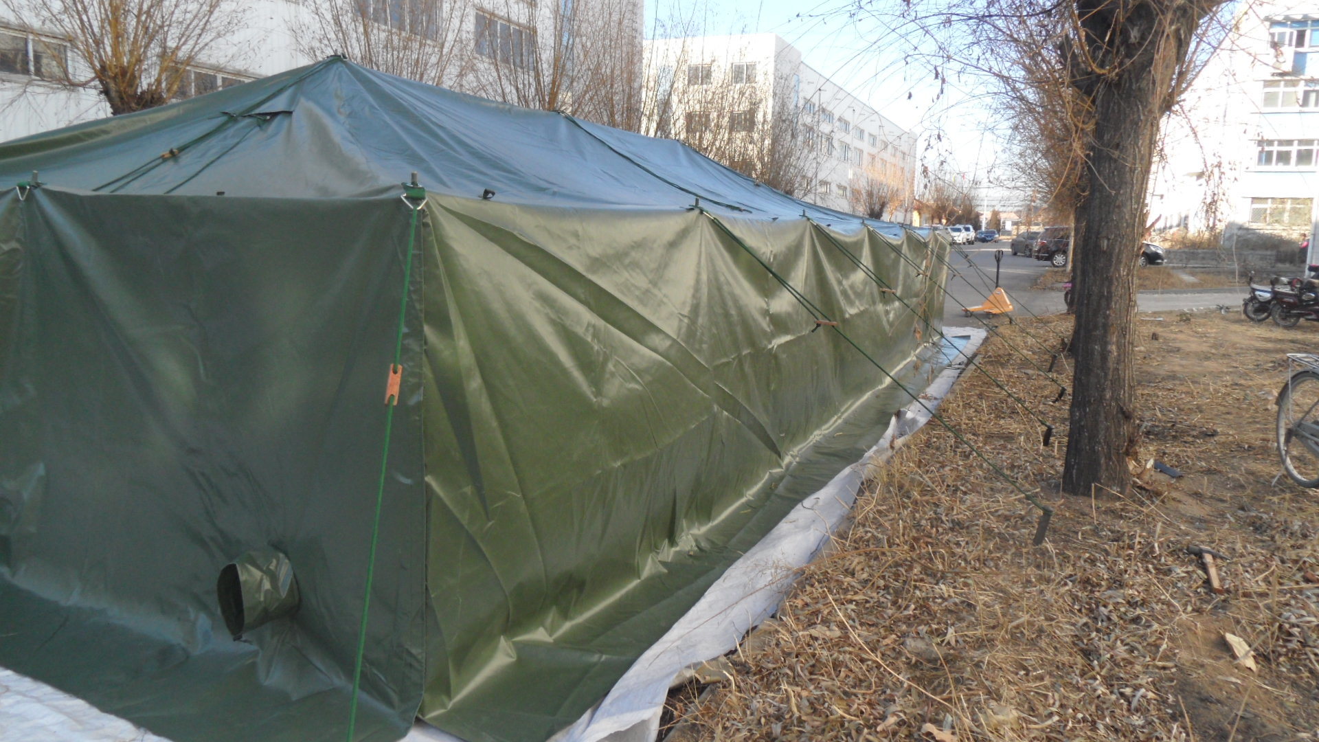 Kuwait Army Used Pvc Commander Tent - 100% Waterproof, Fire-proof Pvc Fabric, 6x12 Meters, Military Olive Green | Durable, Portable Shelter For Emergency Response And Military Use