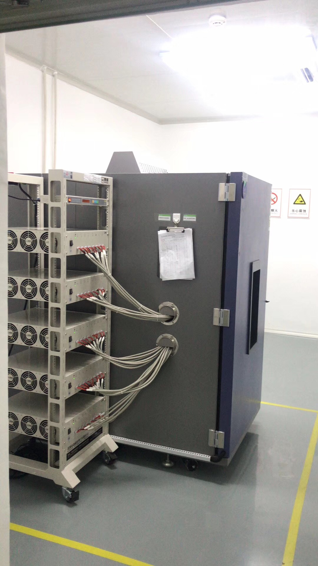Temperature And Humidity Chamber - Sus304 Stainless Steel, 400-1000l Capacity | Balanced Temperature And Humidity Control, Color Smart Touch Controller, Air Cooling System