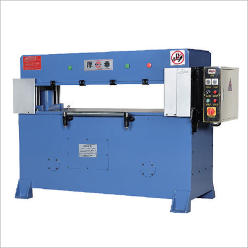सटीक चार कॉलम स्वचालित संतुलन हाइड्रोलिक काटने की मशीन