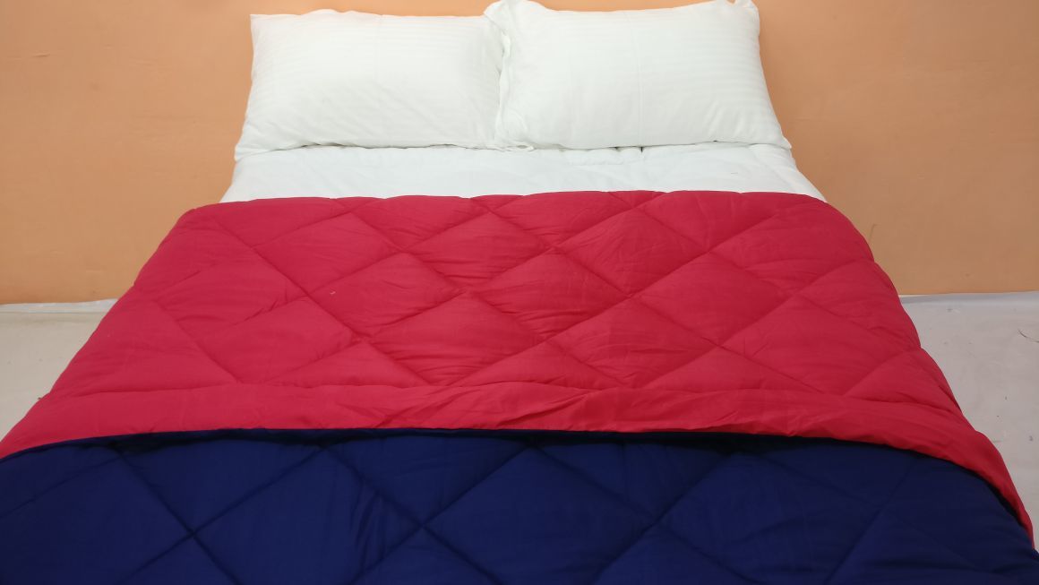 Reversible Comforter - 100% Cotton & Polycot Blend, King Size | Customised Pattern Options In Satin Stripes, Dobby Designs, And Jacquards