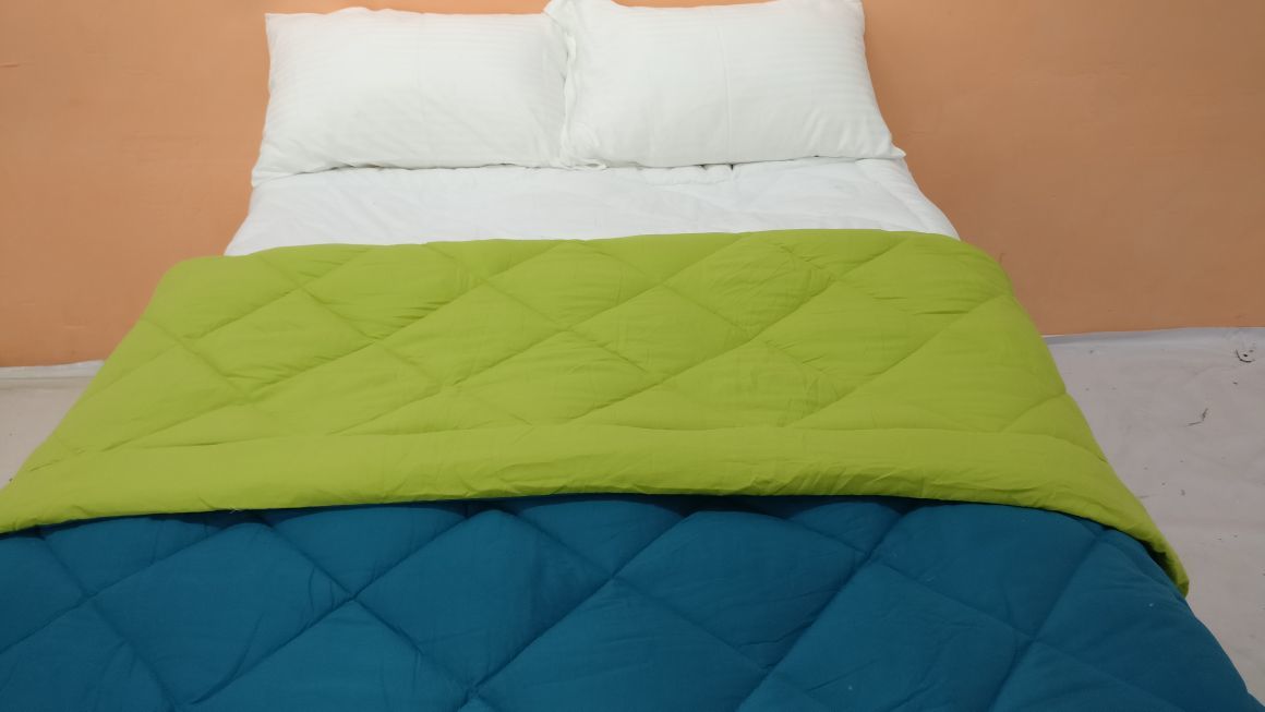 Reversible Comforter - 100% Cotton & Polycot Blend, King Size | Customised Pattern Options In Satin Stripes, Dobby Designs, And Jacquards