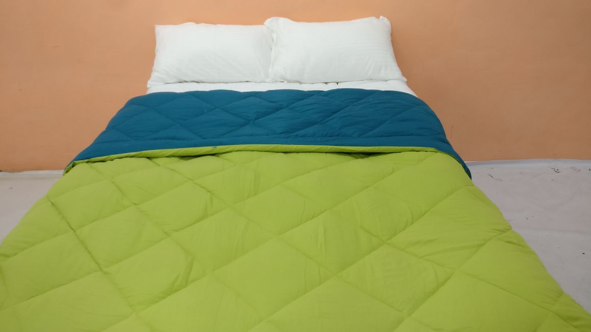 Reversible Comforter - 100% Cotton & Polycot Blend, King Size | Customised Pattern Options In Satin Stripes, Dobby Designs, And Jacquards