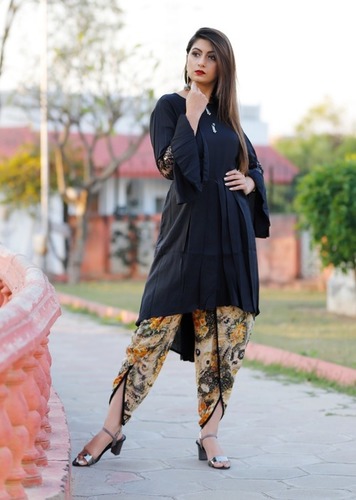 प्रिंटेड धोती के साथ रेयॉन डिज़ाइनर कुर्ती - पार्टी वियर कलेक्शन