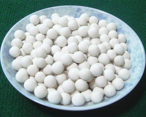 मीडिया को पीसने के लिए बॉल मिल में एल्युमिना बॉल का इस्तेमाल किया जाता है