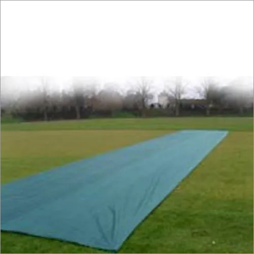 Pitch Cover - Plastic Material , Variable Dimensions , Green Color - High Water Resistance, UV Resistant, Lightweight and Easy to Handle