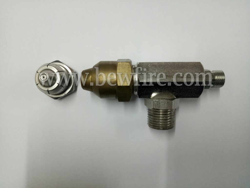 High Velocity Spray Nozzle - Brass & Stainless Steel, 3/4" & 1" Bspt, Silver & Golden | 200-500g Weight, 3-6 Bar Pressure, 1-year Warranty