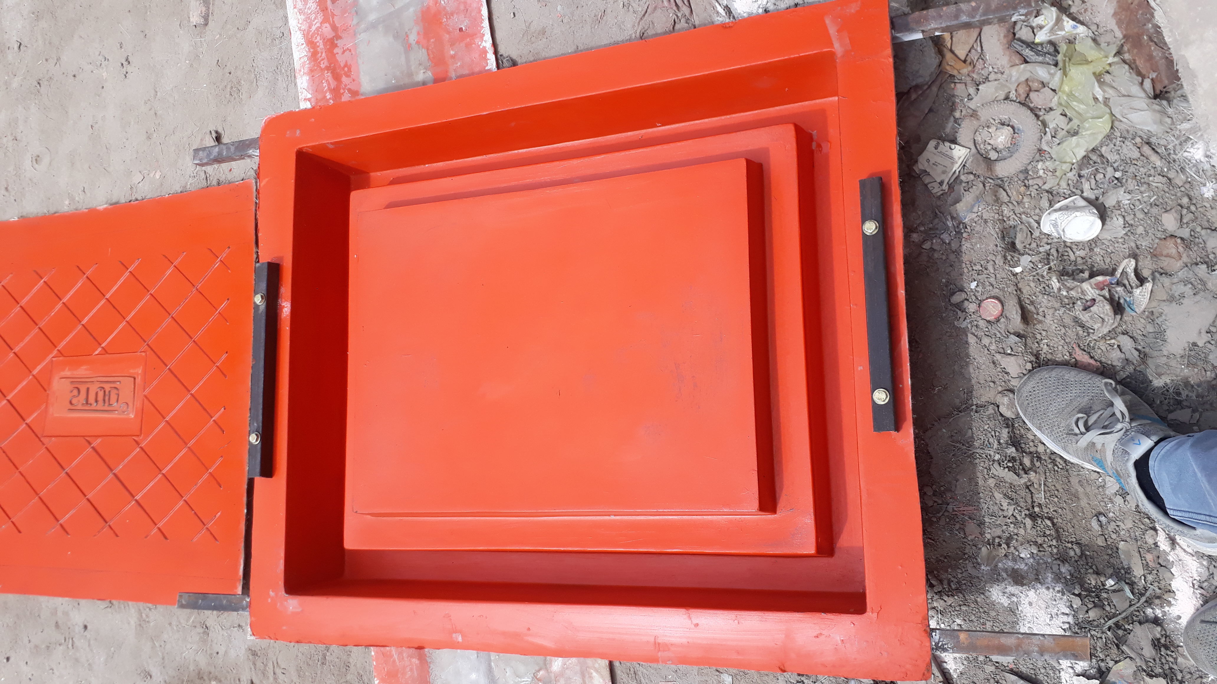 Frp Main Hole Cover Mould