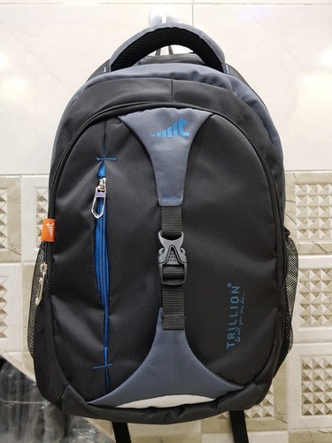 डिजाइनर बच्चों का स्कूल बैग