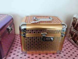 Multiple Color Make Up Case With Mirror Cosmetic Case (Keli A 180319)