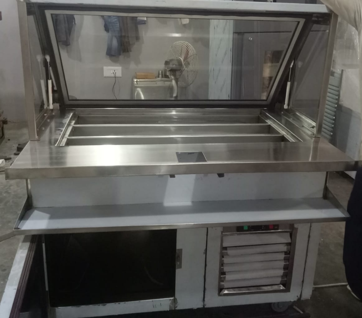 Sandwich Counter - Stainless Steel, Customizable Size , Adjustable Shelves, Direct Cool Refrigeration System , 2-8°c Temperature Range , Variable Capacity , 1 Year Warranty