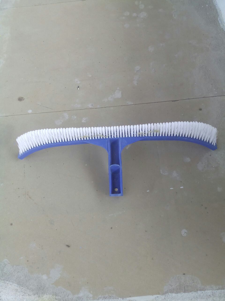 Pool Curved Brush - Nylon Bristles, 10 Inch Size, Blue And White Color | Ideal For Algae Cleaning In Pools, Ergonomic Design For Easy Handling