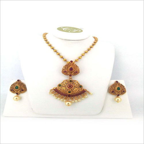 लाल हरा पेंडेंट सेट