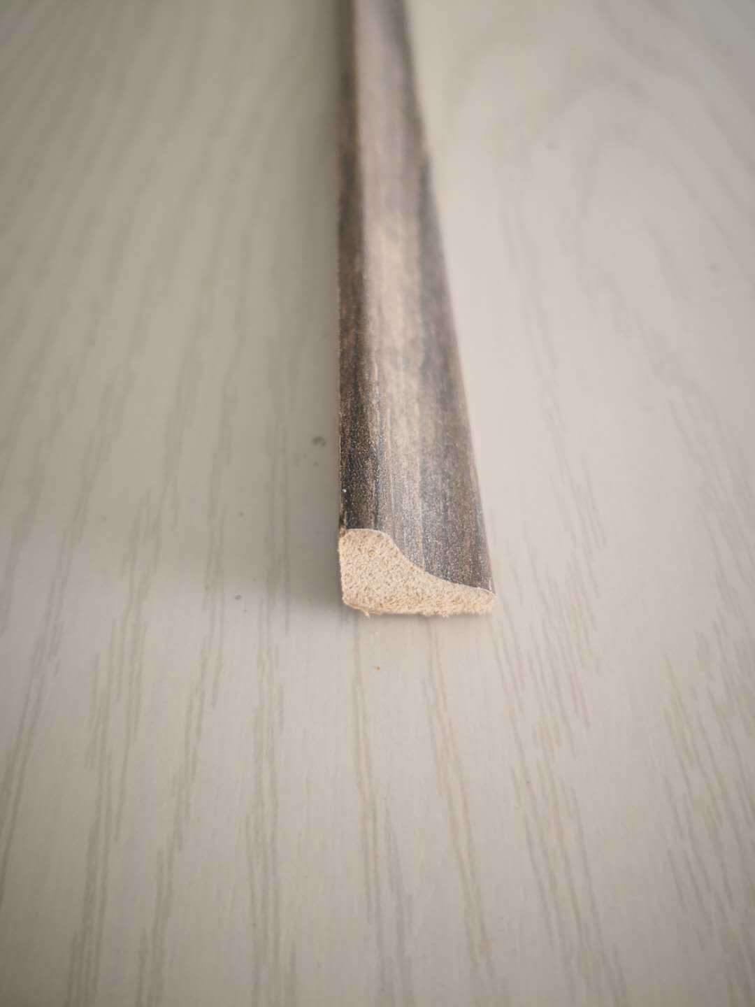 Stable Solid Wood Molding