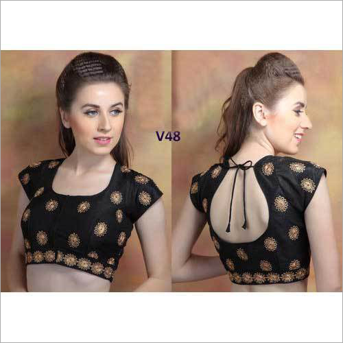 महिलाओं का काला डोरी ब्लाउज़