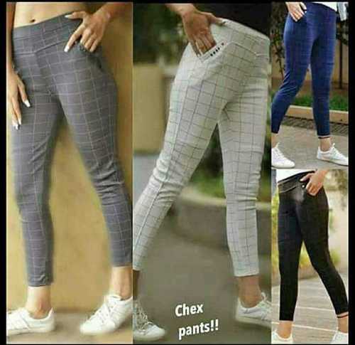 चेक्स पैंट