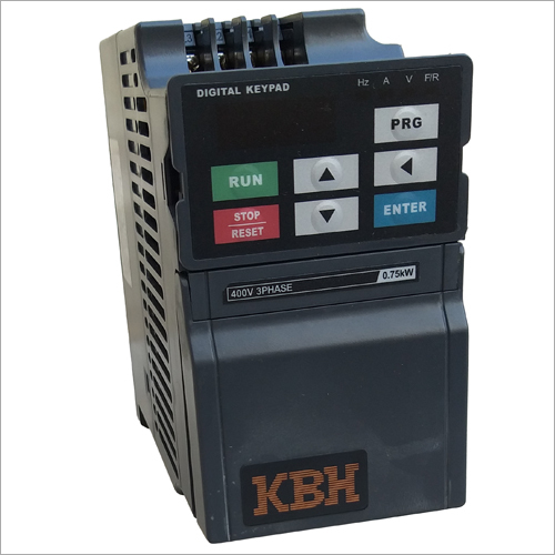 Single Phase AC Drive - Customize Dimensions, Matte Black, Rated Voltage 220-440 Volt, Ideal for Industrial Applications