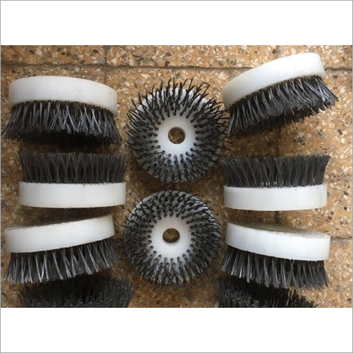 Round Cleaning Brush - PVC & Nylon, 1" - 24" Diameter | Ideal for Removing Cobwebs & Dust in All Building Corners