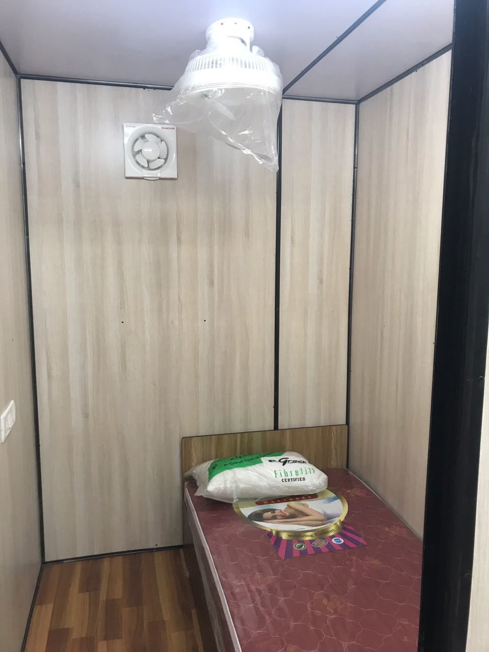 Portable Accommodation Cabins - Color: As Per Client Requirement