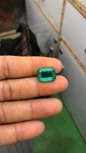 Natural Green Emerald (Panna Ratan) - 9.25 Carats (10.16 Ratti), Unheated 100% Natural Stone for Finance, Health, Media & Creative Ventures Benefits