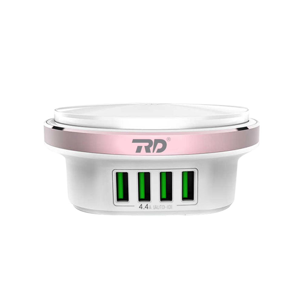 4 Usb Port Charger With Lamp Body Material: Metal