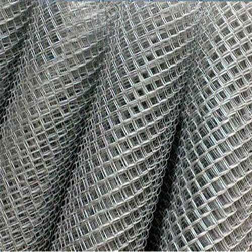 सिल्वर चेन लिंक फेंसिंग वायर मेश रोल
