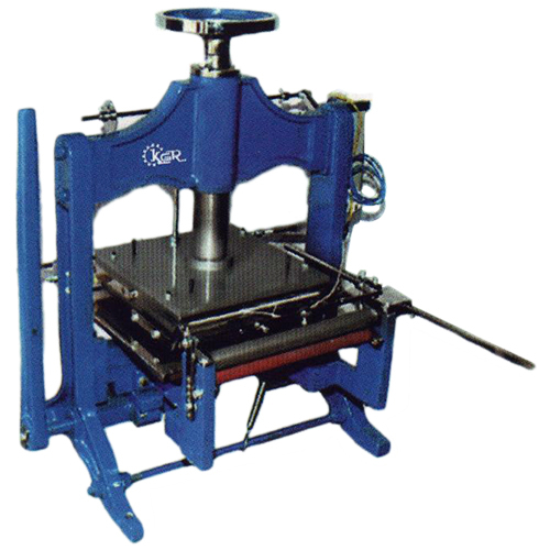 गर्म फॉइल स्टैम्पिंग मशीन