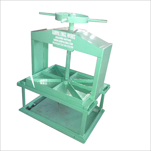 Hydraulic Press - Heavy-Duty Steel Frame, 30 Ton Capacity, High Efficiency