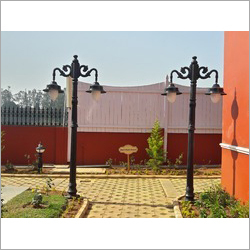 साज-सज्जा हेतु CI लाइट पोल