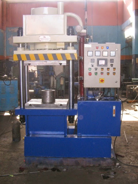 Single Station Hydraulic Rubber Moulding Press - Automatic Grade: Automatic