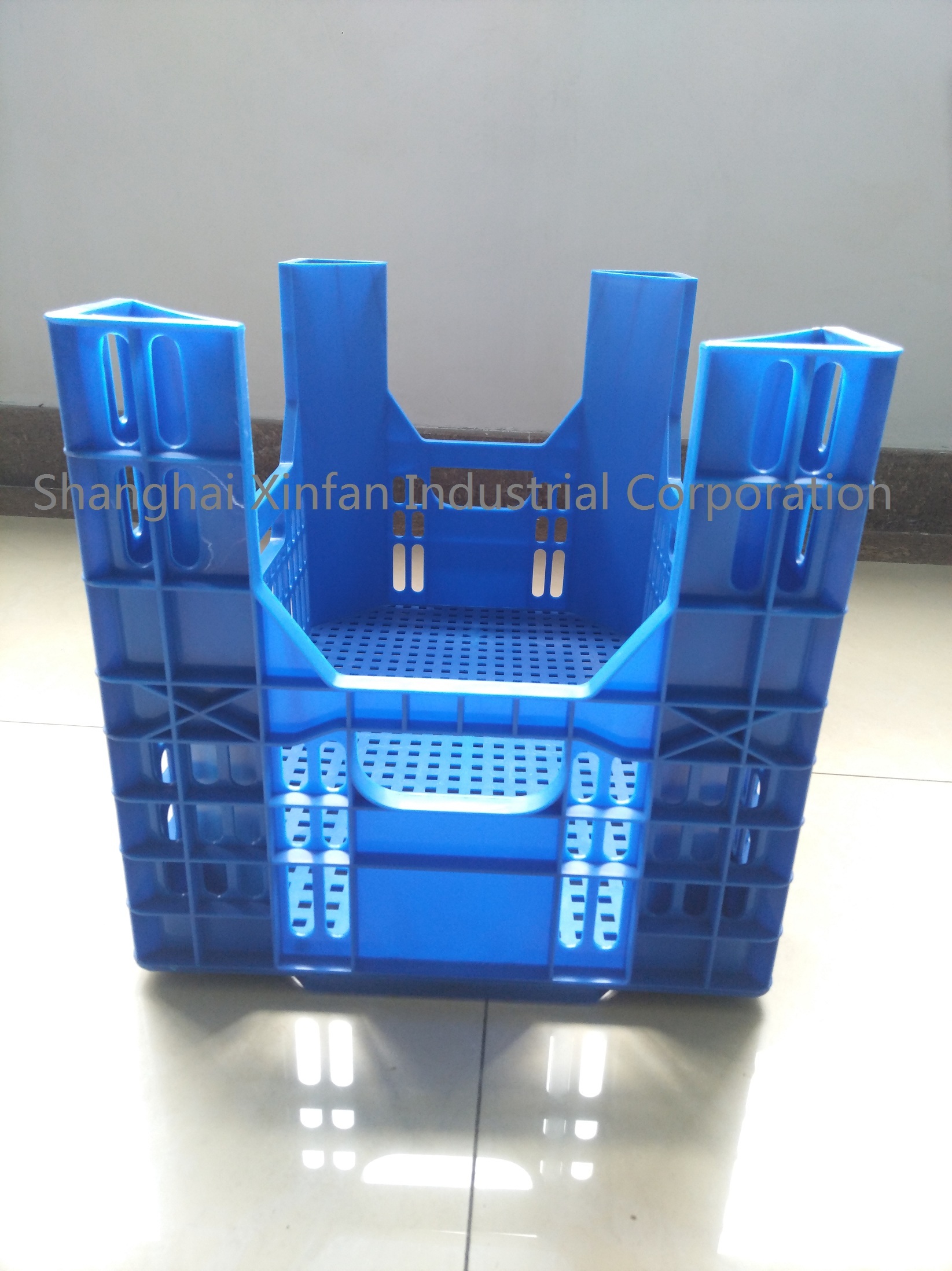 Blue Stackable Plastic Crate Plastic Bin For Organization