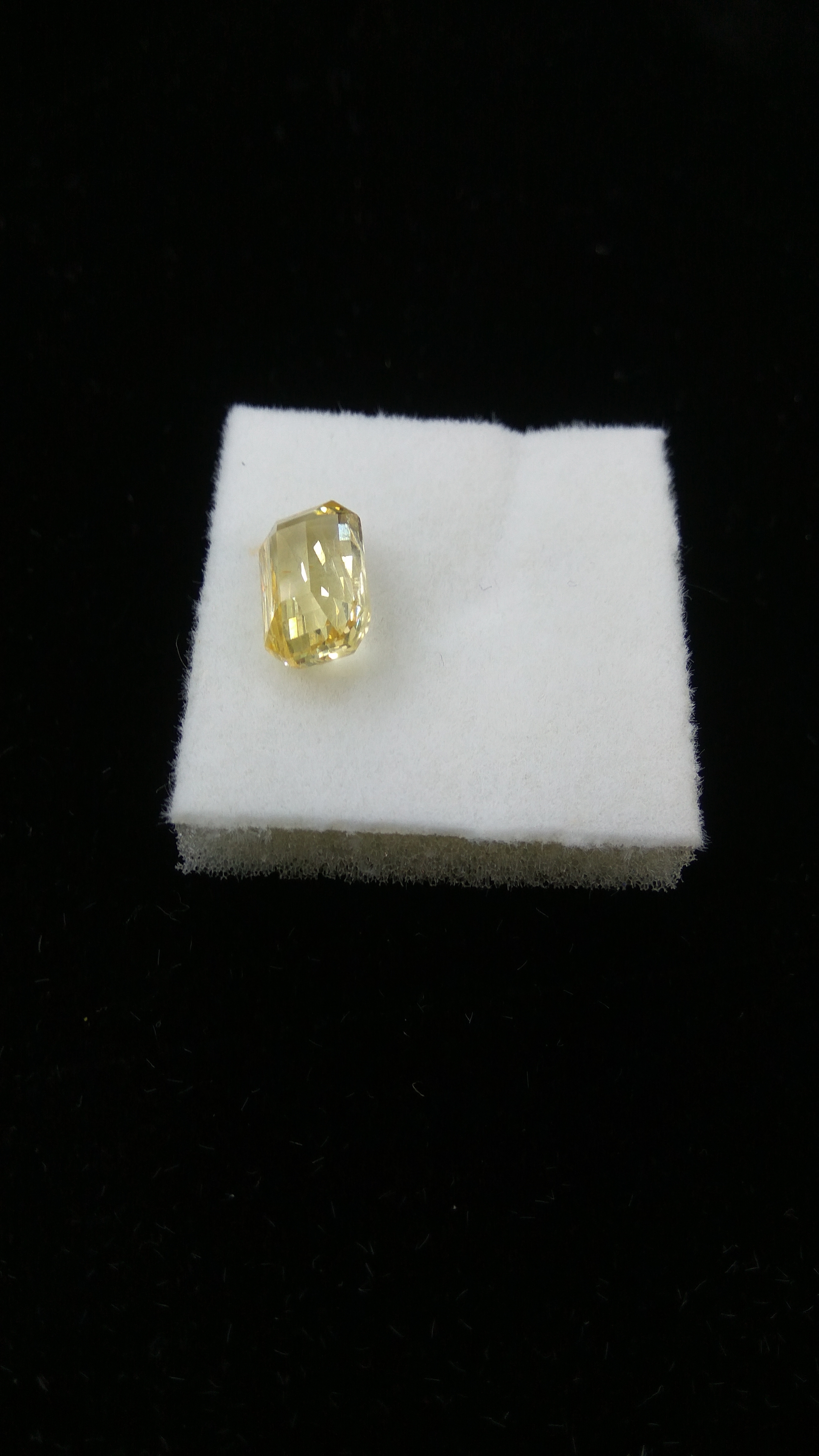 Natural Yellow Sapphire - 5 Carats, Unheated And Untreated Ceylon Gemstone, Emerald Cut Shape, High Quality