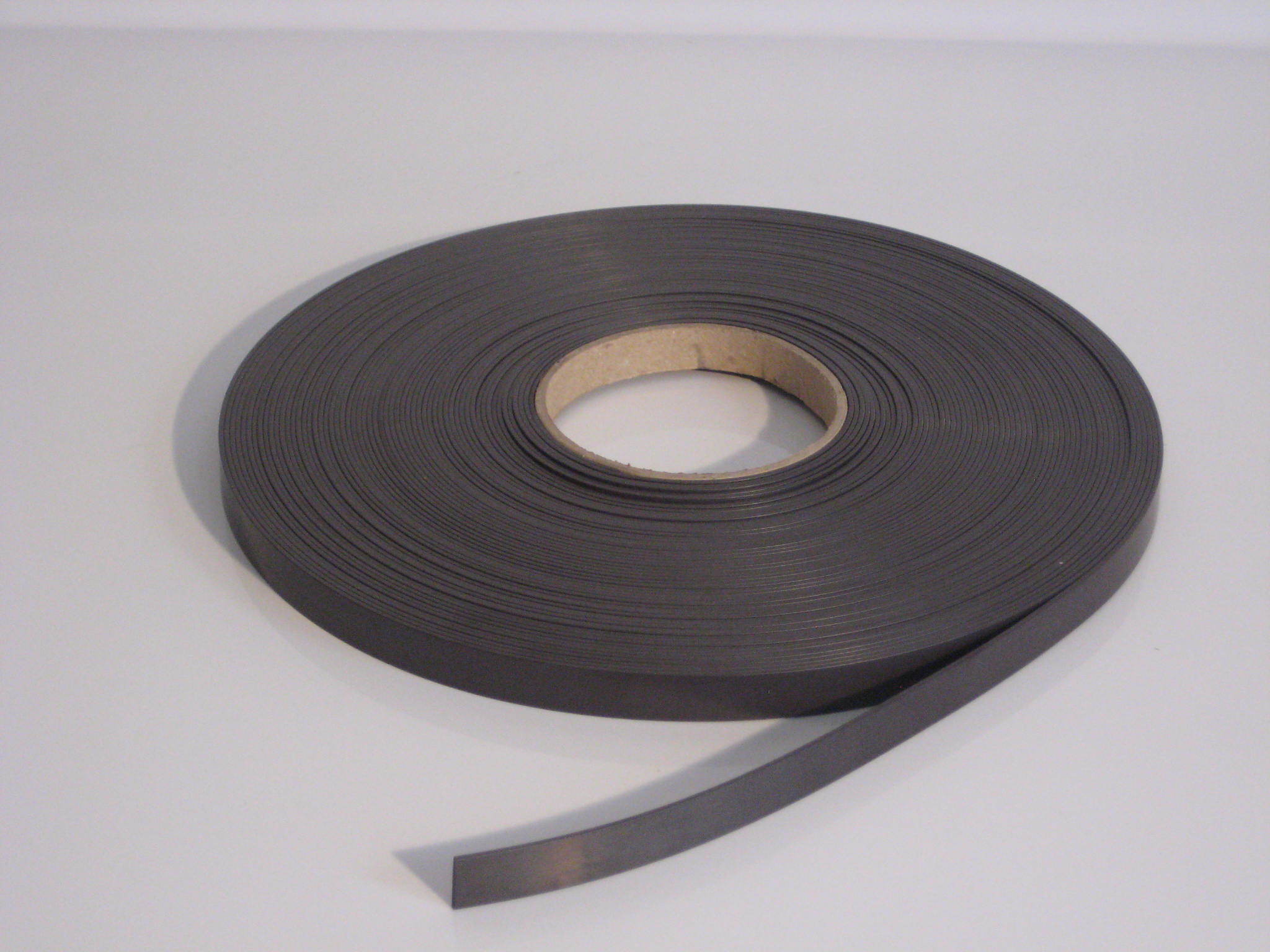 Self-adhesive Magnetic Tape - Ferrite, Rectangular Shape, Permanent Rubber Magnet | Magnetized In Stripes, No Unintentional Rejection When Stacked