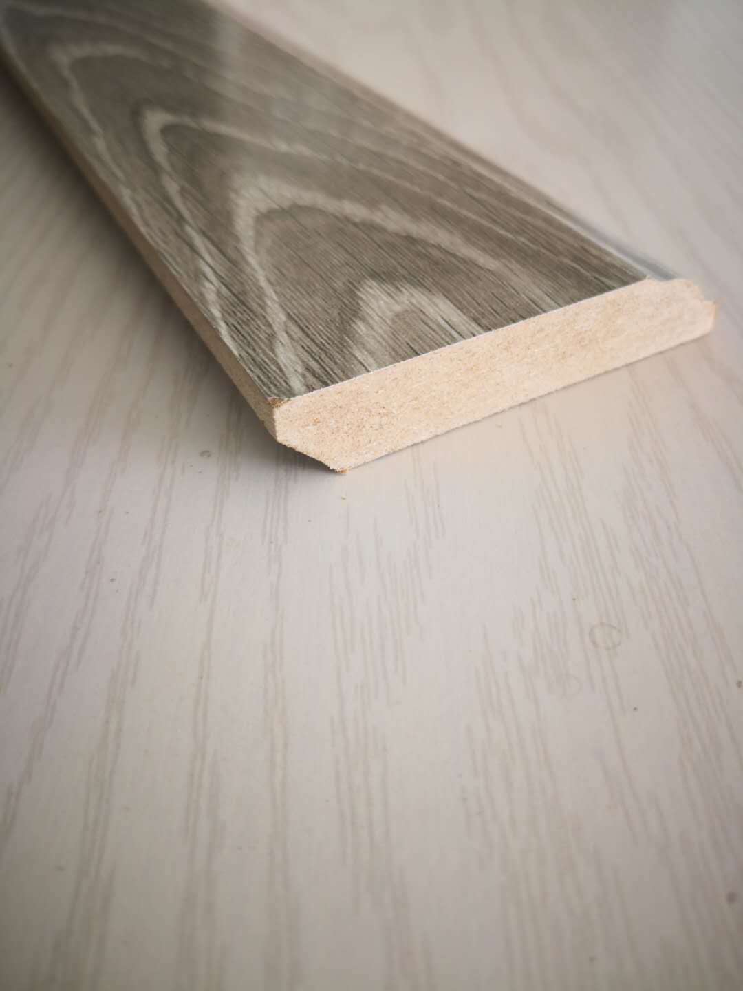 Door And Wall Decoration Solid Pine Wood Skirting Baseboard Moulding