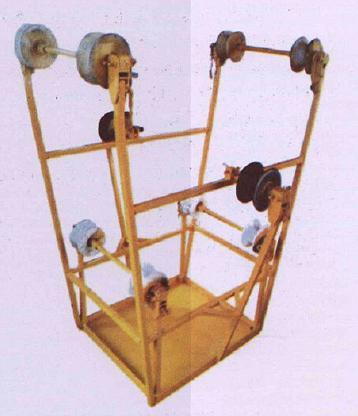 हेक्स कंडक्टर के लिए स्पेसर ट्रॉली