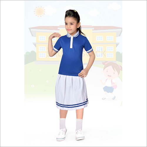 प्ले स्कूल यूनिफॉर्म