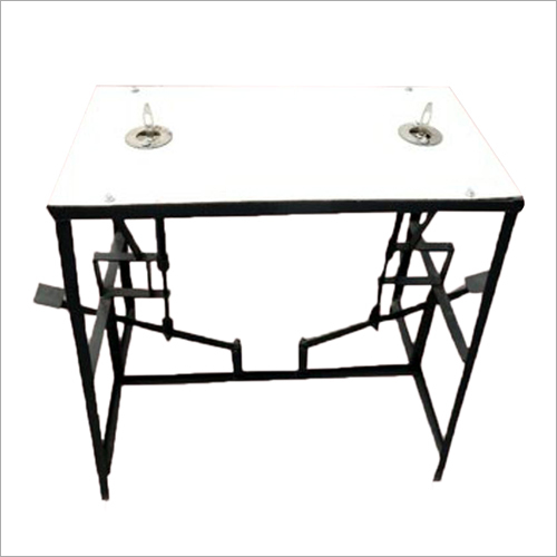 फुट ऑपरेटेड स्लिपर स्ट्रैप इंसर्टिंग मशीन